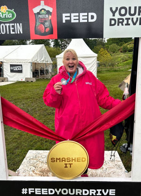 Elaine with her winners medal
